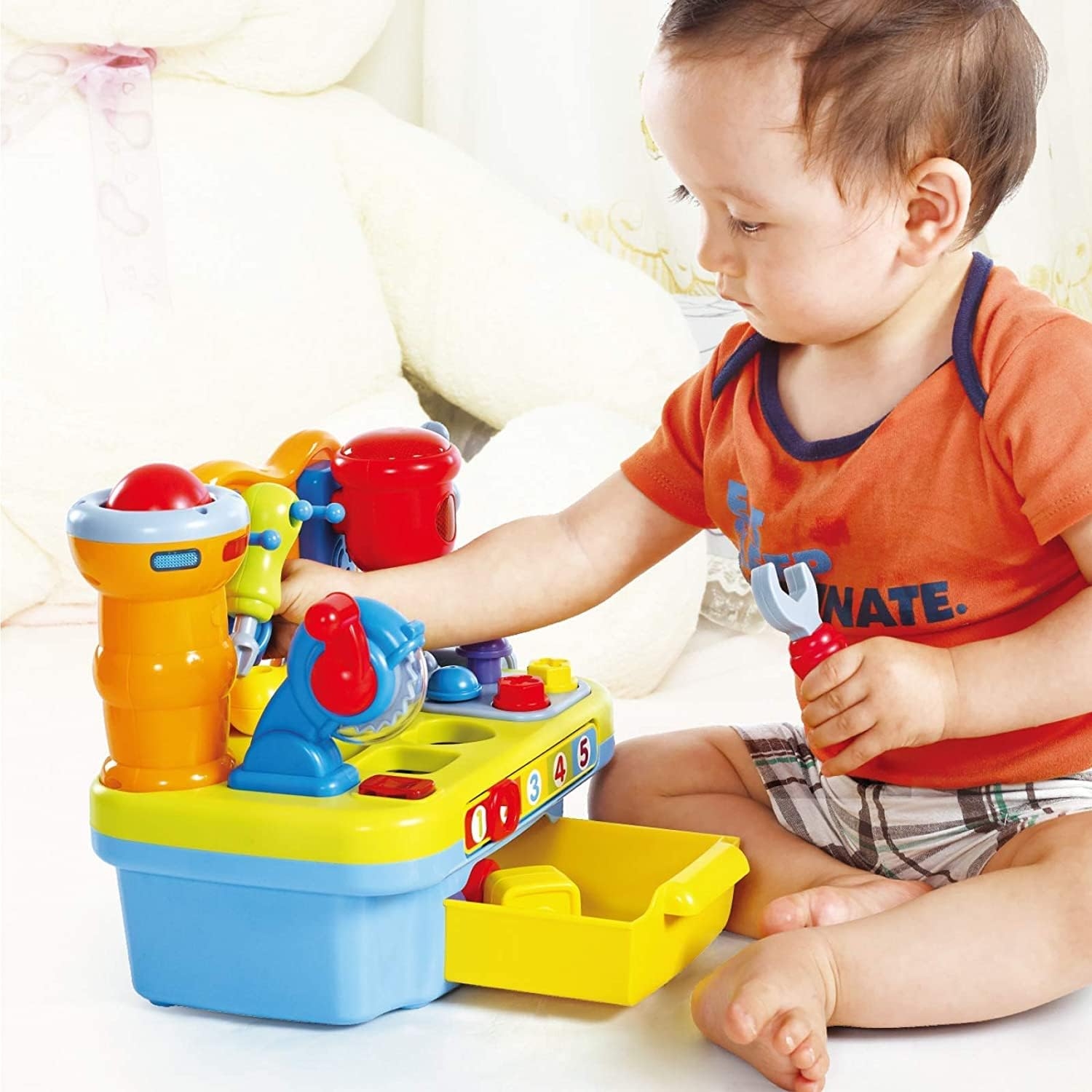 Παιδικός πάγκος εργασίας.