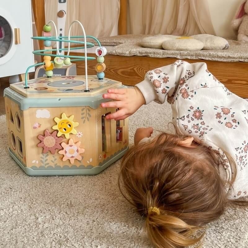 Ξύλινος κύβος δραστηριοτήτων 7σε1 Tooky Toys